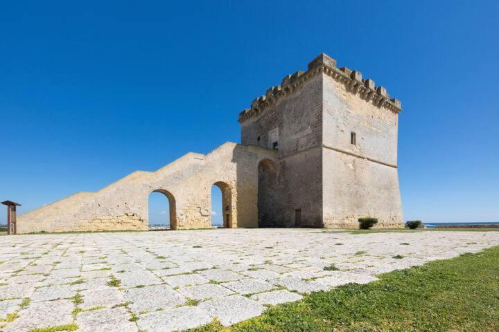 Villa Cucci Mono Luigi Casa Vacanze Torre Lapillo Exterior foto